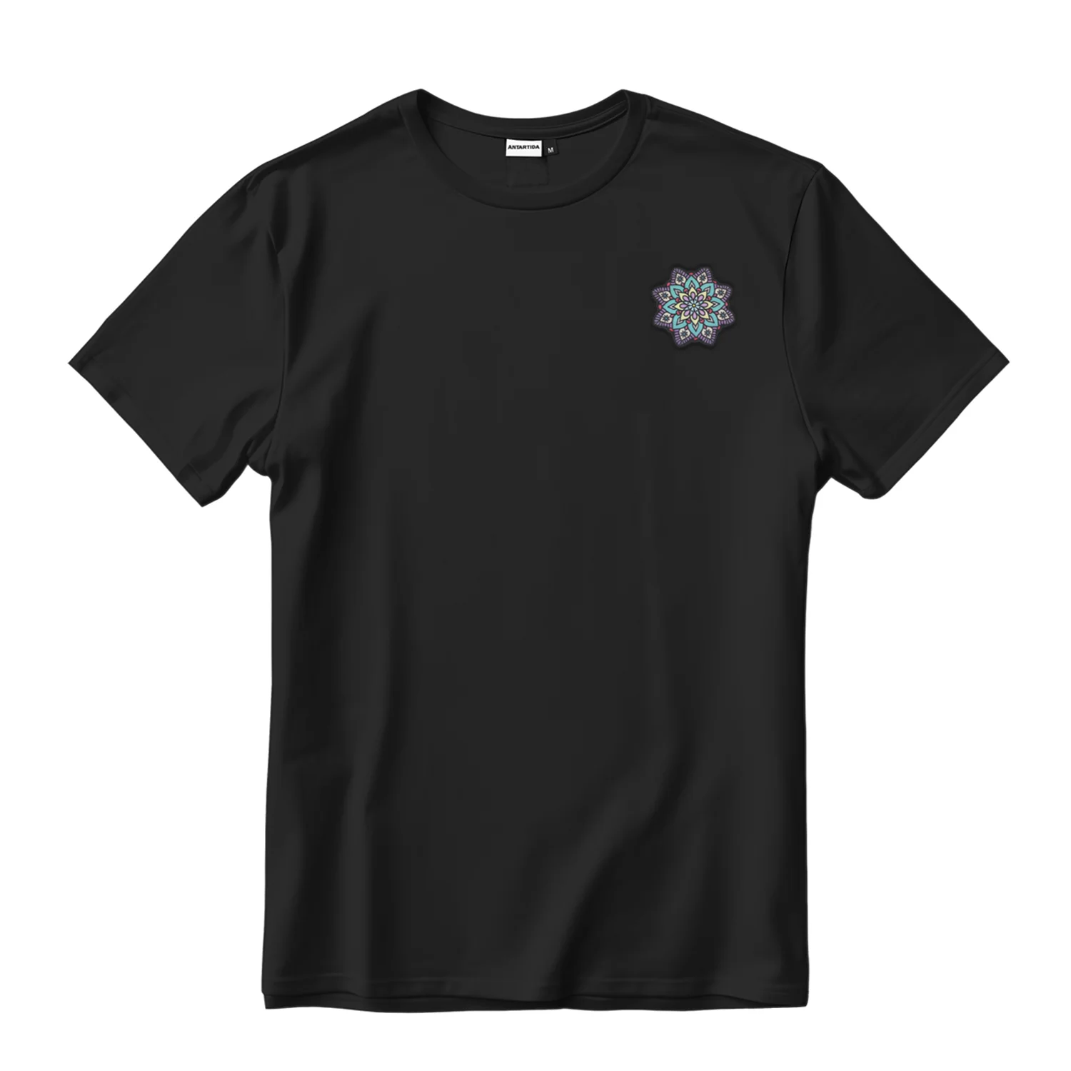 Camiseta negra mandala antartida